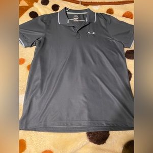 Men’s Oakley Shirt
